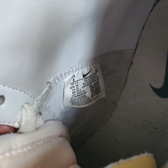 Women's size 8 nike blazers - Picture 5 of 6